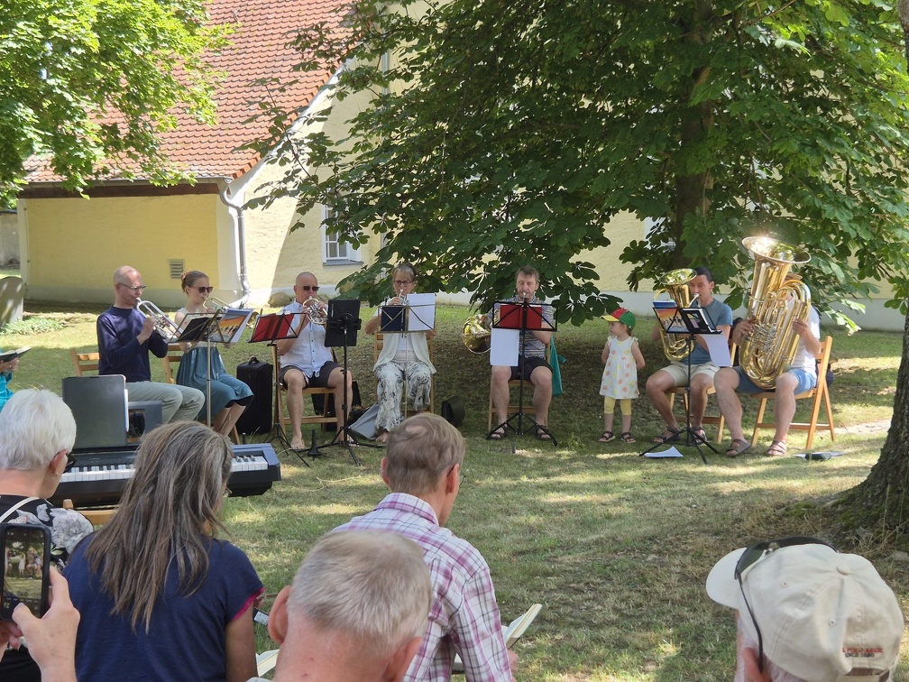 e050897a-b5a0-4e46-a636-735542dc2ad4